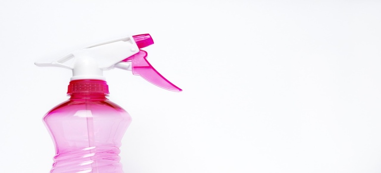 keep your home clean while moving