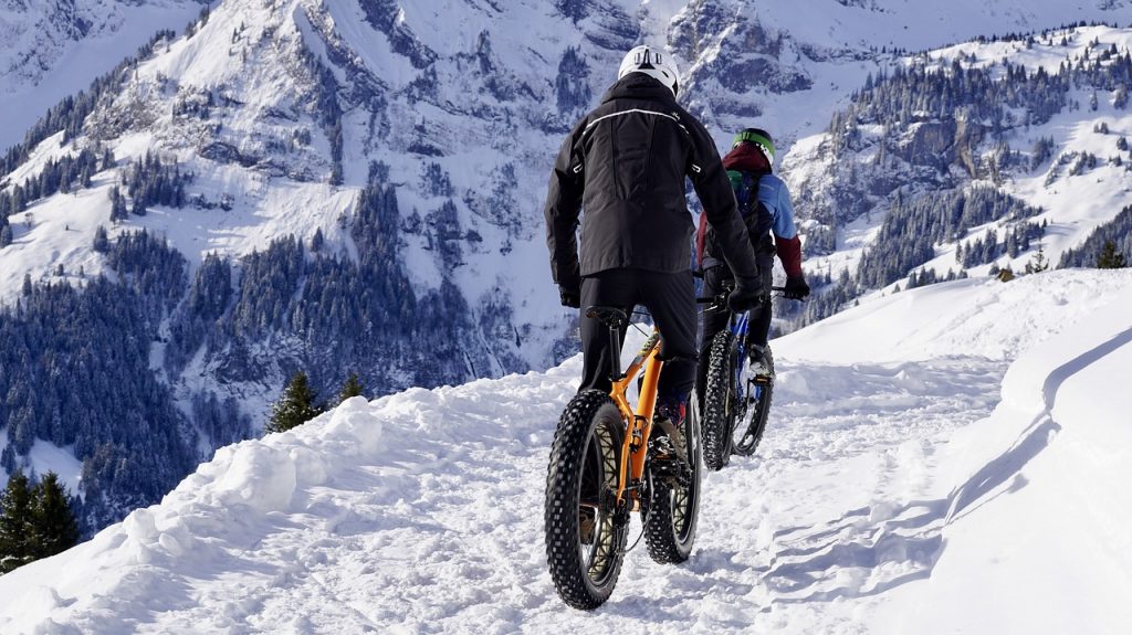 riding snow fat bikes and trying to make winters in Idaho enjoyable