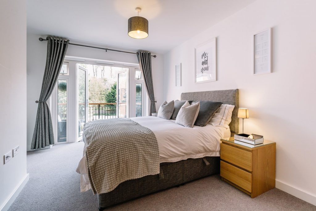 An image of a bedroom