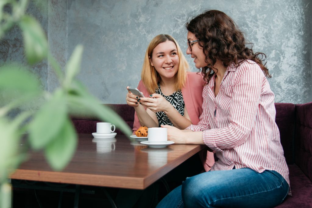 two people discussing keeping old habits when changing homes