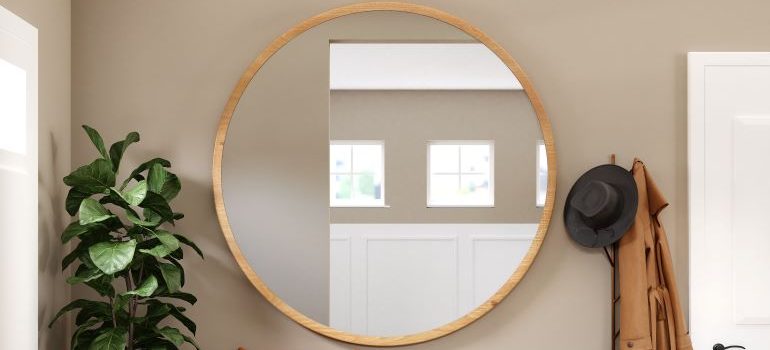 big mirror is difficult to properly pack