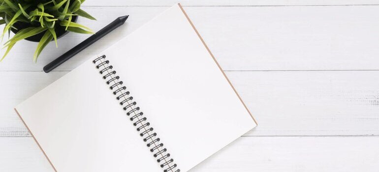 a pen and a note