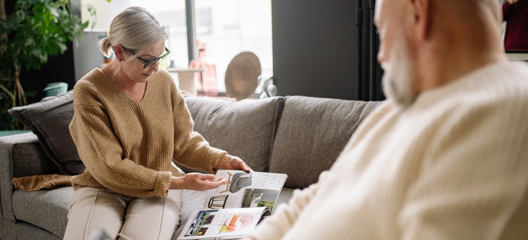 couple choosing favorite items