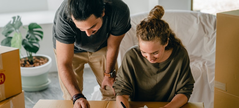 couple planning their relocation