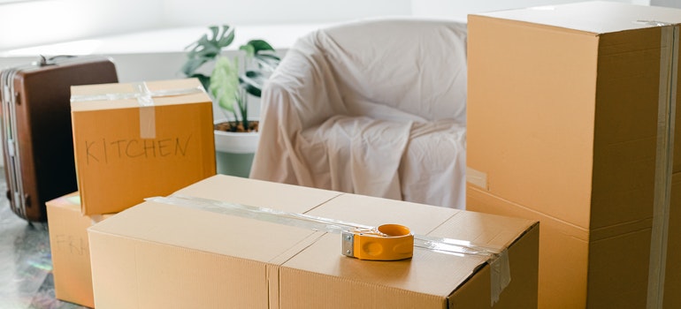 full moving boxes when relocating your Boise apartment