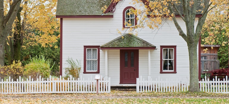house in the suburbs