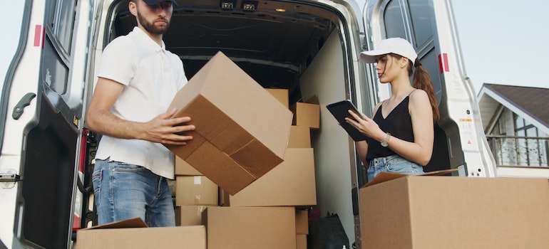 full-service movers packing boxes