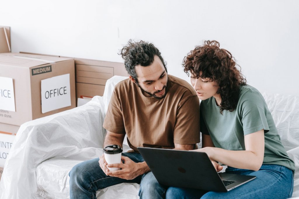 couple looking at a short-term self storage when moving