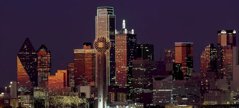 A beautifull view of Dallas during night you will be able to experience after moving from Boise to Dallas.
