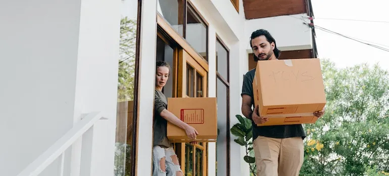 people with moving boxes