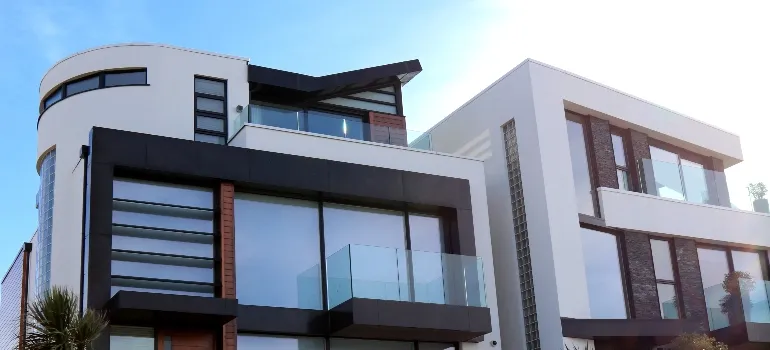 a luxurious house
