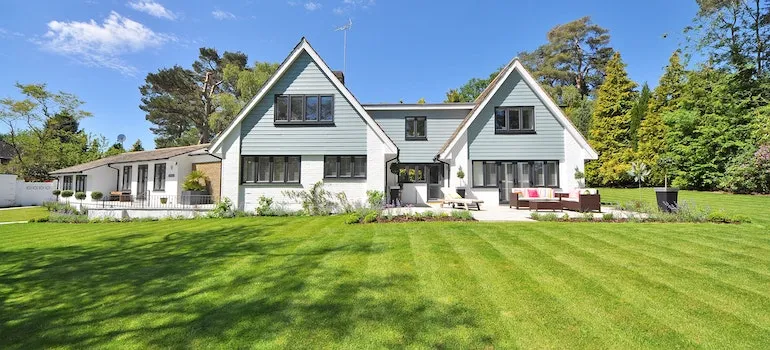 A home perfect for peeople looking for upsizing or downsizing your home