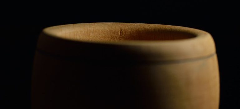 pottery 