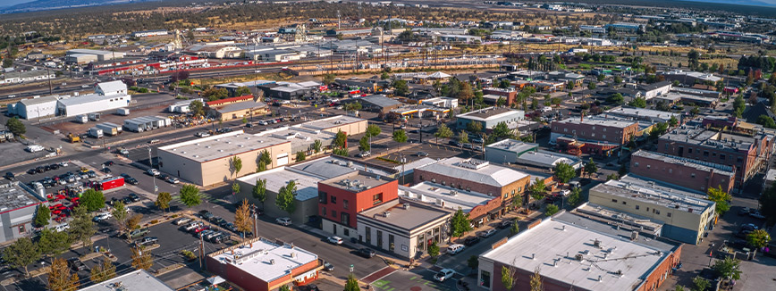 aerial view of Oregon city. Moving from Idaho to Oregon, a guide,